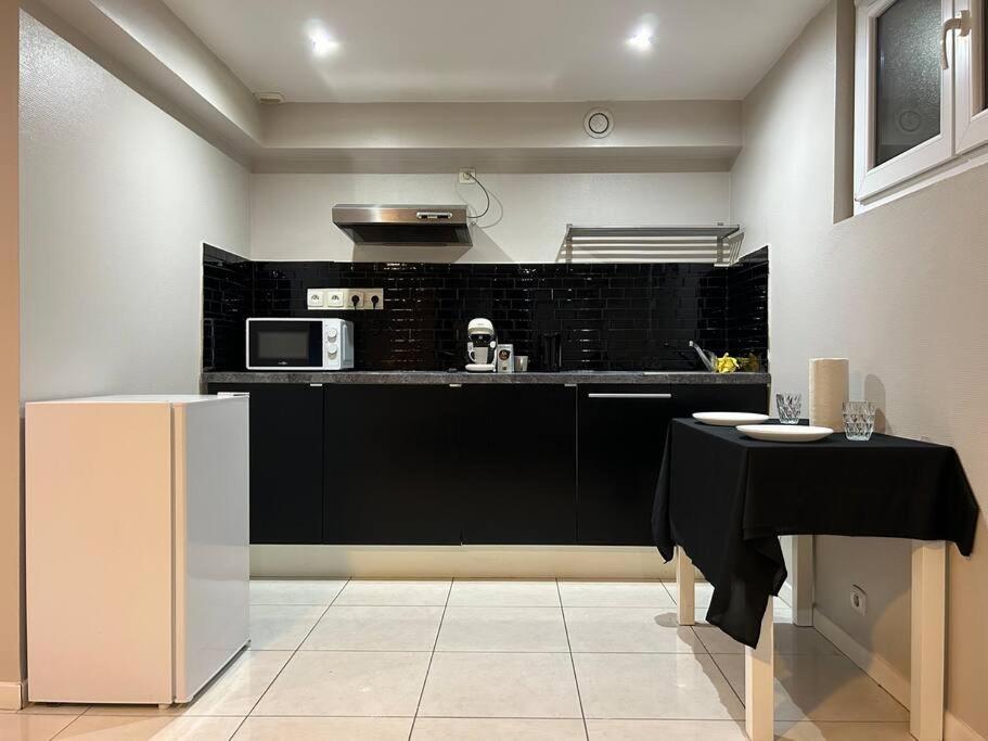 Cosy Studio - 10 Min Away From Cdg Aeroport - 30 Min Away From Paris - Parc Asterix - Olympic Games 2024 Le Thillay Exterior foto